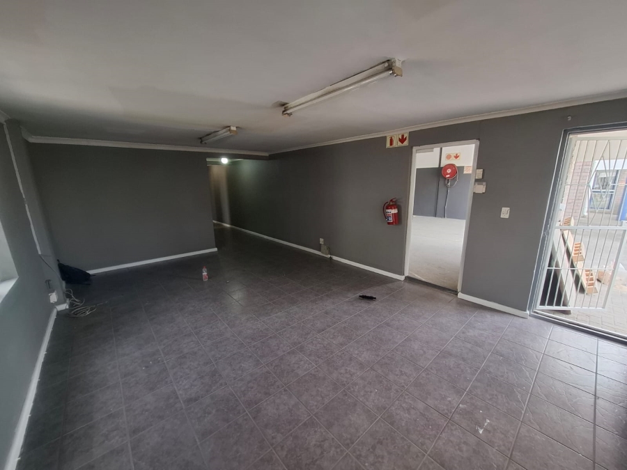 To Let Commercial Property for Rent in Stikland Industrial Western Cape